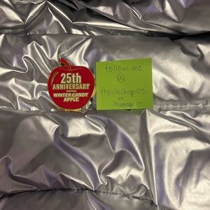 Winter Candy Apple Pin - Bath and Body Works